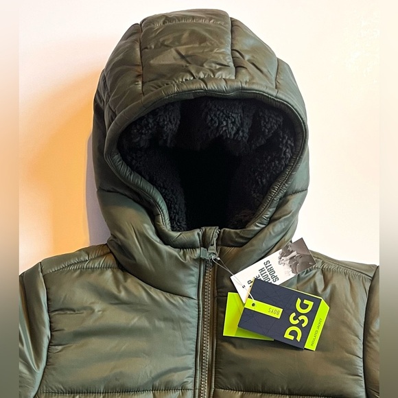 DSG Boys Dark Green Insulated Water Resistant Puffer Jacket Medium 10-12 NWT - Picture 3 of 16